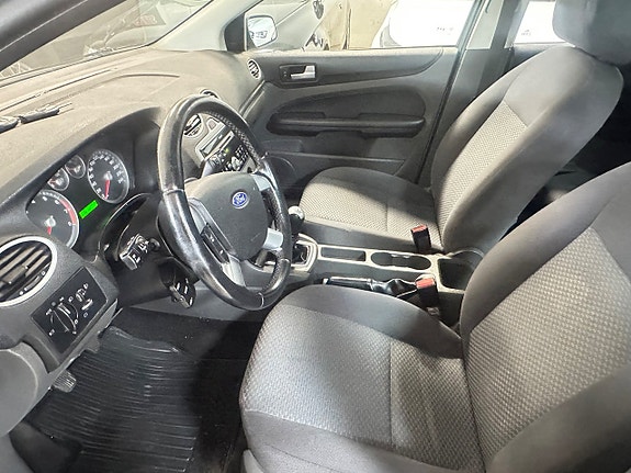 Ford Focus 6 of 13