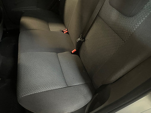 Ford Focus 12 of 13
