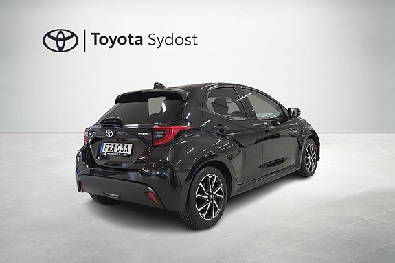 Toyota Yaris 9 of 20