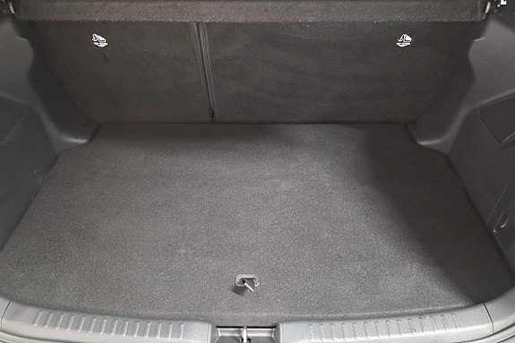 Toyota Yaris 17 of 20