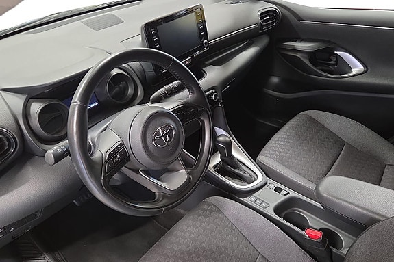 Toyota Yaris 11 of 20