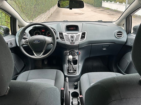 Ford Fiesta 6 of 10