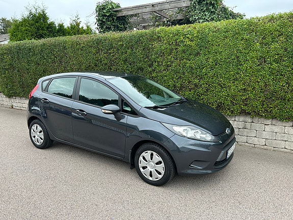 Ford Fiesta 3 of 10