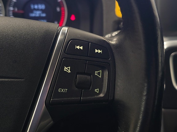 Volvo V60 14 of 23