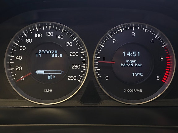 Volvo V60 18 of 23