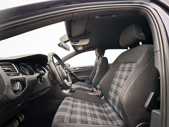 Volkswagen Golf I 8 of 22