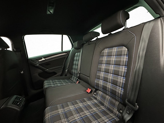 Volkswagen Golf I 11 of 22