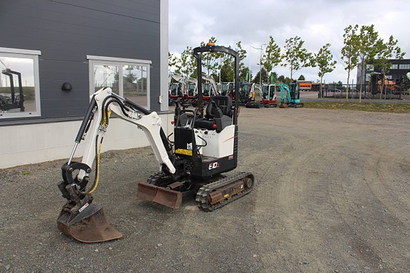Minigrävare Bobcat E10 tiltfäste 2 of 11