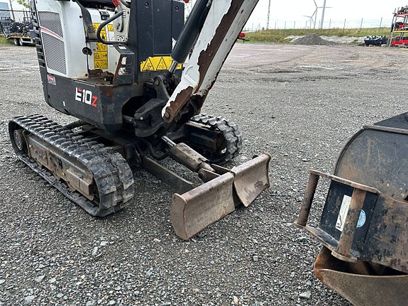 Minigrävare Bobcat E10 tiltfäste 7 of 10