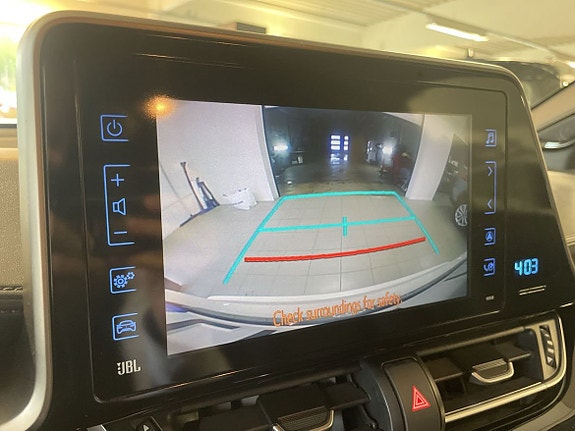 Toyota C-HR 12 of 13