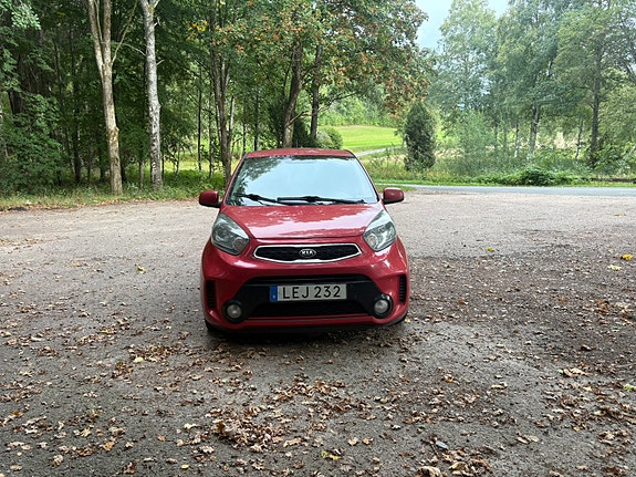Kia Picanto 3 of 10