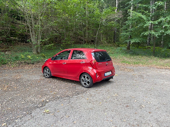 Kia Picanto 6 of 10