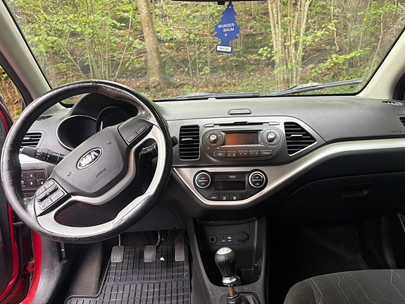 Kia Picanto 10 of 10