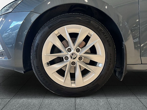 Skoda Octavia 16 of 27