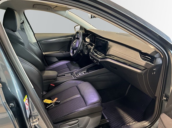 Skoda Octavia 6 of 27