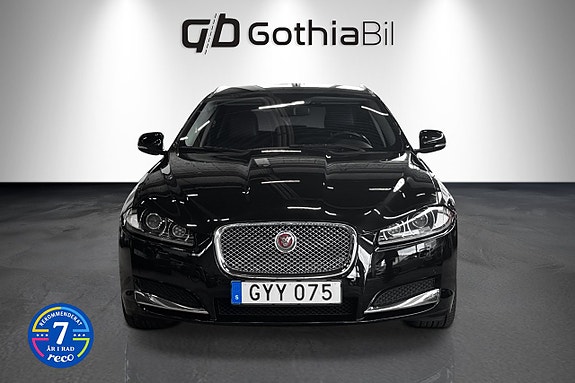 Jaguar XF 2 of 19