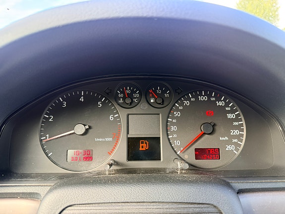 Audi A4 8 of 10