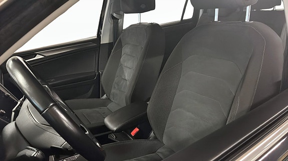 Volkswagen Tiguan Allspace 8 of 13