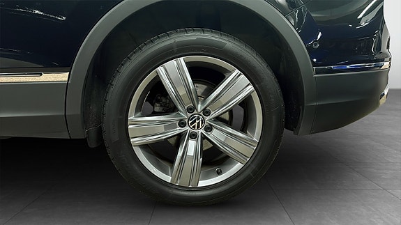 Volkswagen Tiguan Allspace 6 of 13