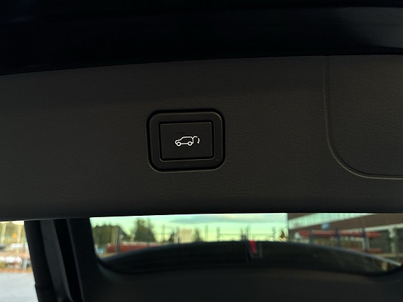 Mazda CX-6e 17 of 27