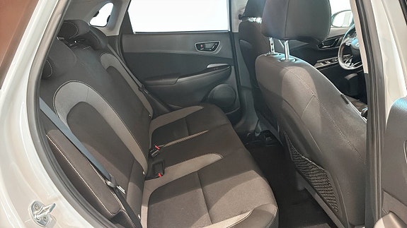 Hyundai Kona 5 of 12