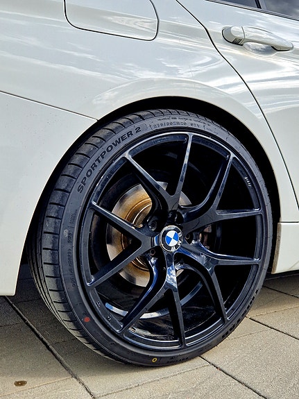 BMW 318d 9 of 10