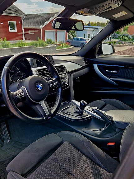 BMW 318d 5 of 10