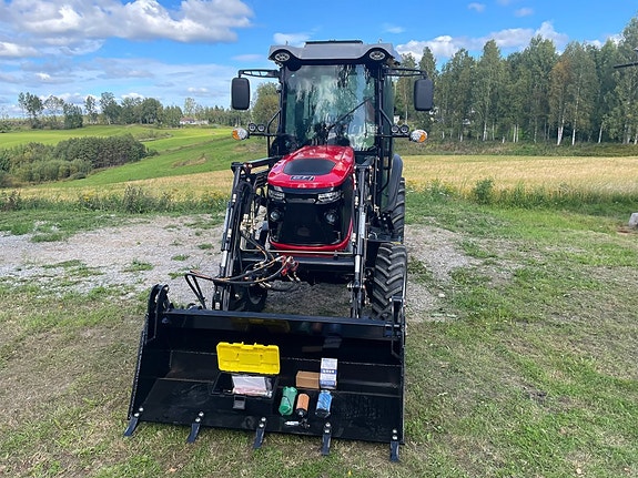 Traktor 75hk Gårdstrac S775 2 of 11