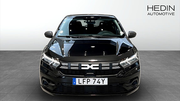 Dacia Sandero 2 of 12