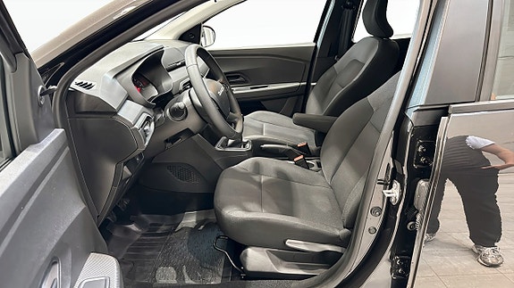 Dacia Sandero 11 of 12