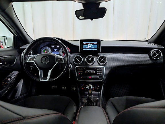 Mercedes-Benz A180 7 of 13