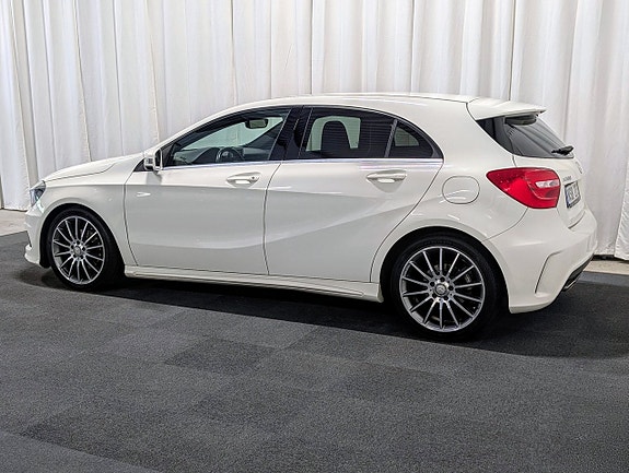 Mercedes-Benz A180 3 of 13