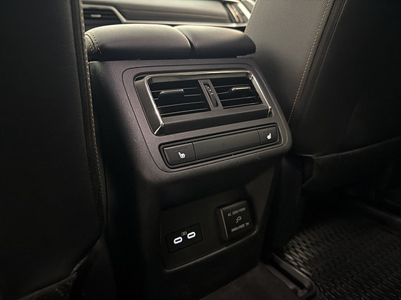 Mazda CX-60 25 of 30