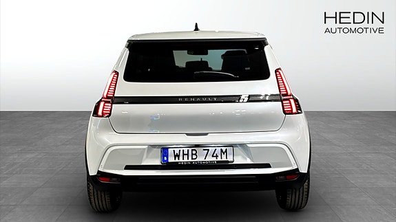 Renault 5 E-Tech 7 of 12