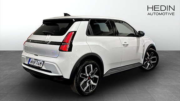 Renault 5 E-Tech 2 of 12