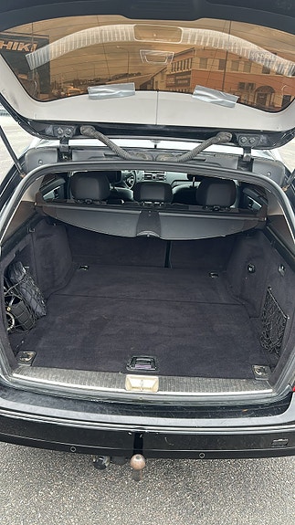 Mercedes-Benz C200 6 of 6