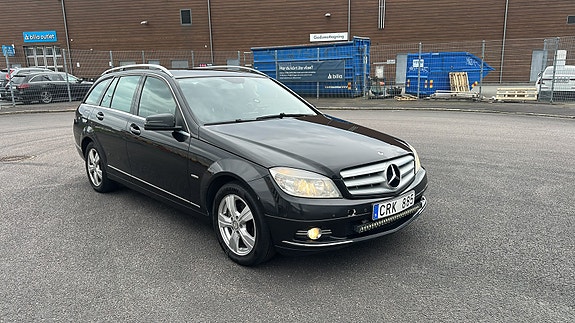 Mercedes-Benz C200 3 of 6
