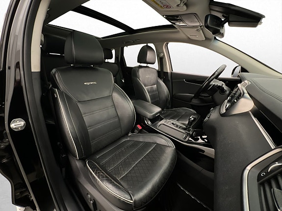 Kia Sorento 26 of 30