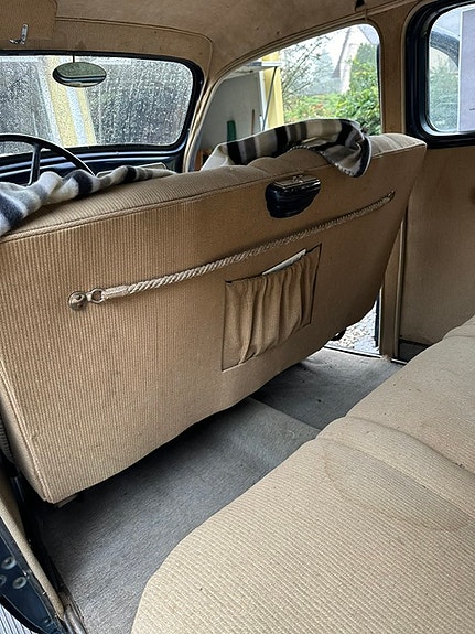 Volvo 4 of 13