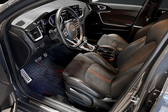 Kia ProCeed 10 of 17