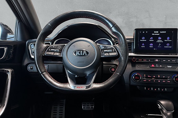 Kia ProCeed 12 of 17