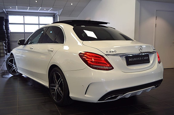 Mercedes-Benz C220 d 2 of 19