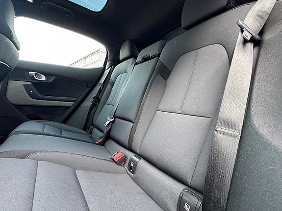 Polestar 2 17 of 19