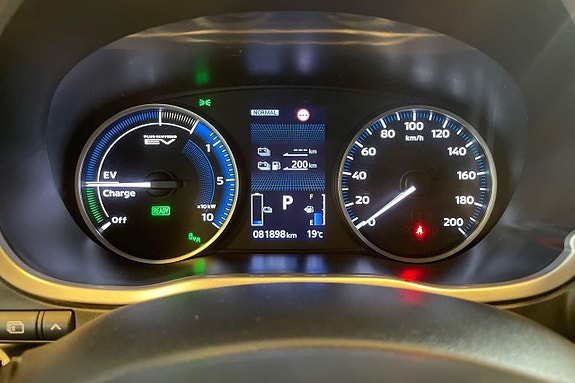 Mitsubishi Eclipse Cross 14 of 24
