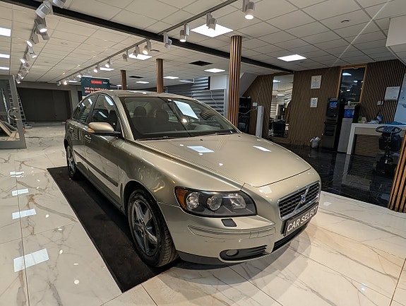 Volvo S40 6 of 13