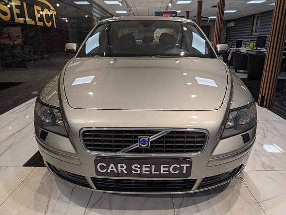 Volvo S40 7 of 13