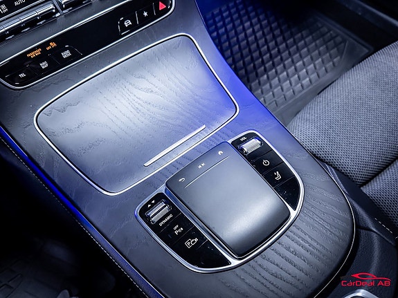 Mercedes-Benz E300 30 of 30