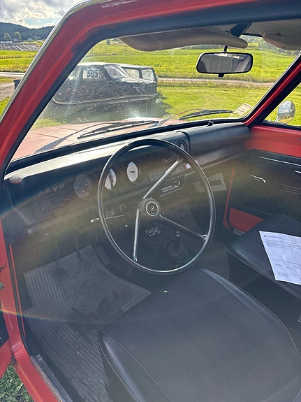 Opel Kadett 4 of 5