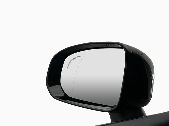 Volvo XC60 10 of 30