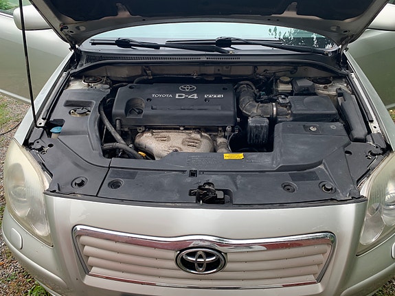 Toyota Avensis 13 of 14